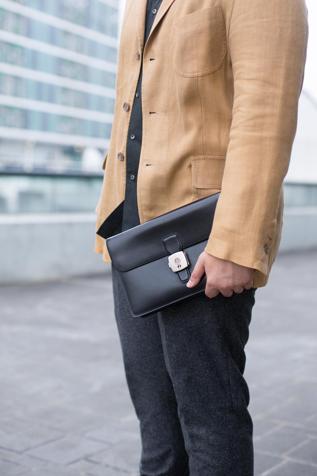 Jason-Managing_Director-Singapore-Shirt_Lacoste-Shoes_Red_Wing-Bag_Dunhill-Pants_Massimo-02112017-31