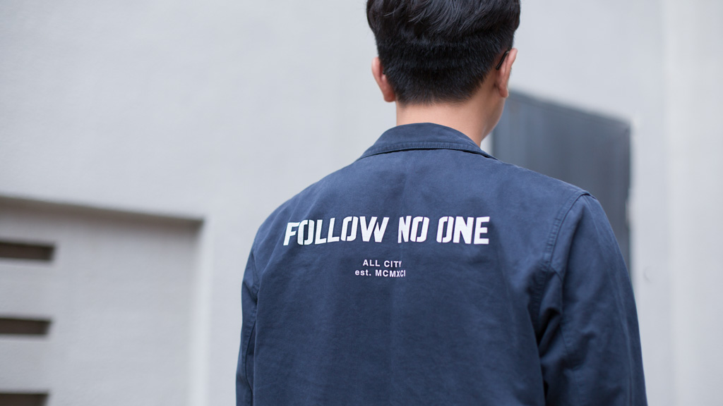 Wai_Hong-Hong_Kong-Graphic_Designer-Jacket_Pull__Bear-Top-Chocolate-Jeans_Pull__Bear-Shoes_Vans-UNIFORM-02112017-5