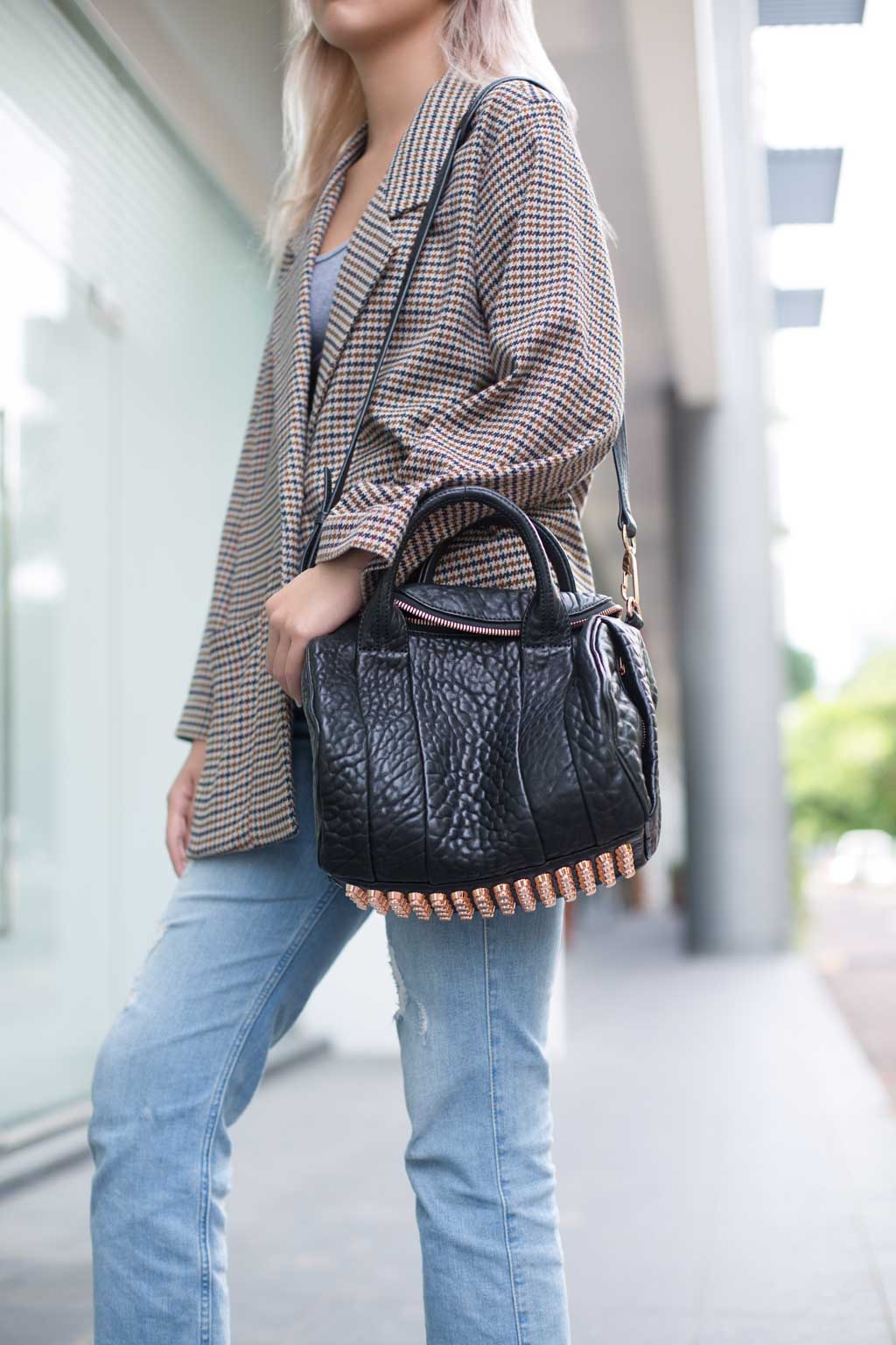 Charlene-Production_Assistant-Singapore-Blazer_Monki-Top_American_Apparel-Pants_American_Eagle-Shoes_Senso-Bag_Alexander_Wang-02112017-3