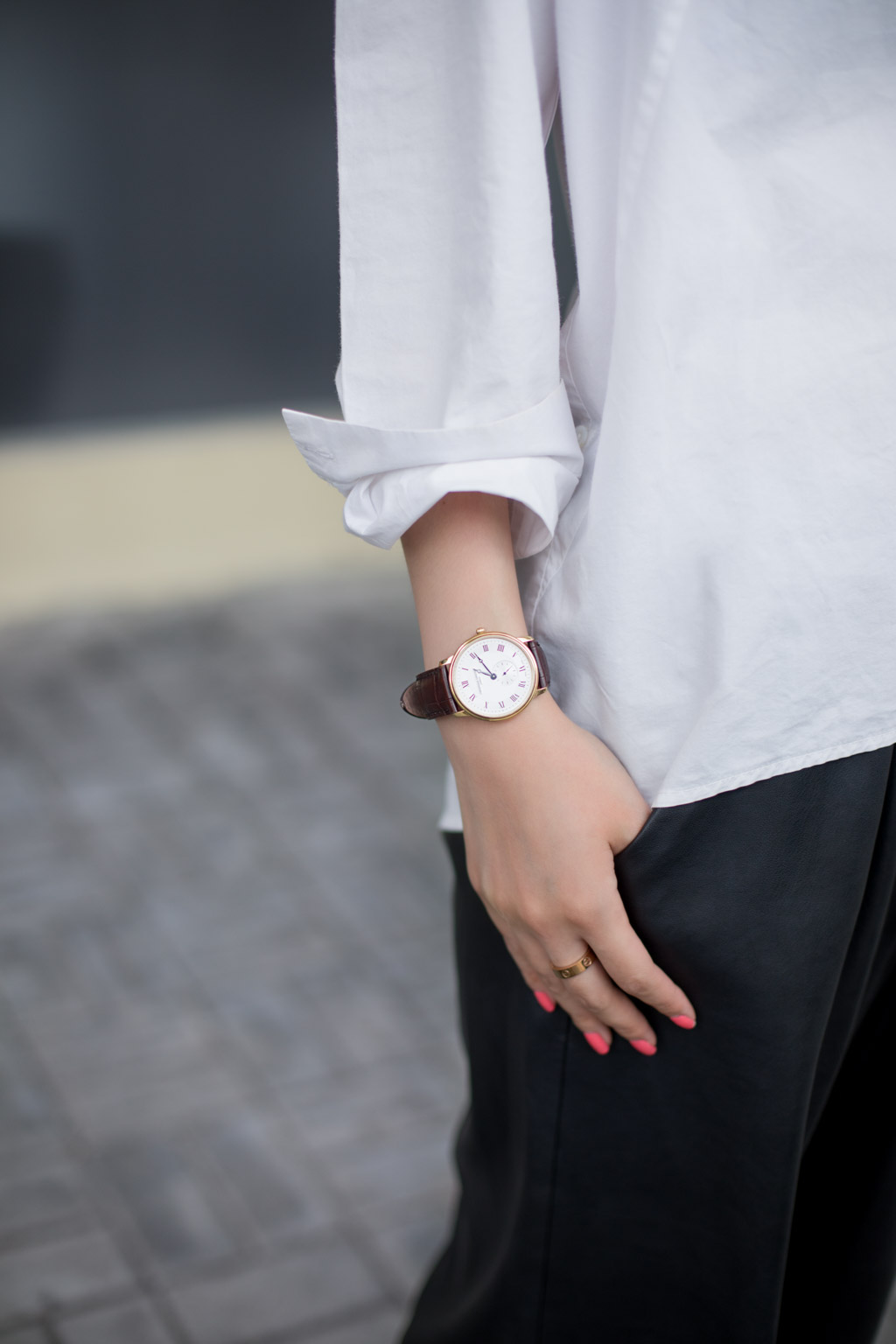 Esther-Singapore-Fashion-Watch_Frederique_Constant-Shoes_Pedro-Pants_ZARA-Ring_Cartier—UNIFORM-02112017-3