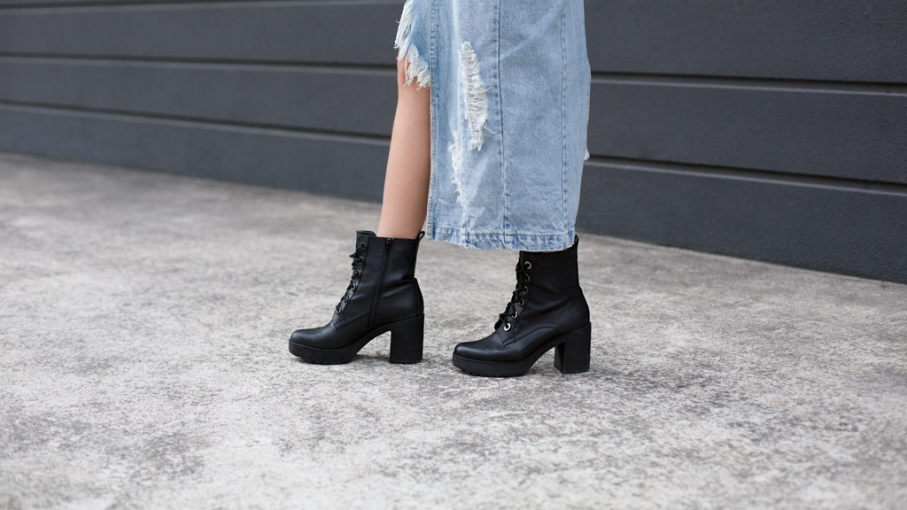 Joey-Singapore-Digital_Imaging-Boots_CharlesKeith-Bracelet_Pandora-Watch_Casio—UNIFORM-02112017-2