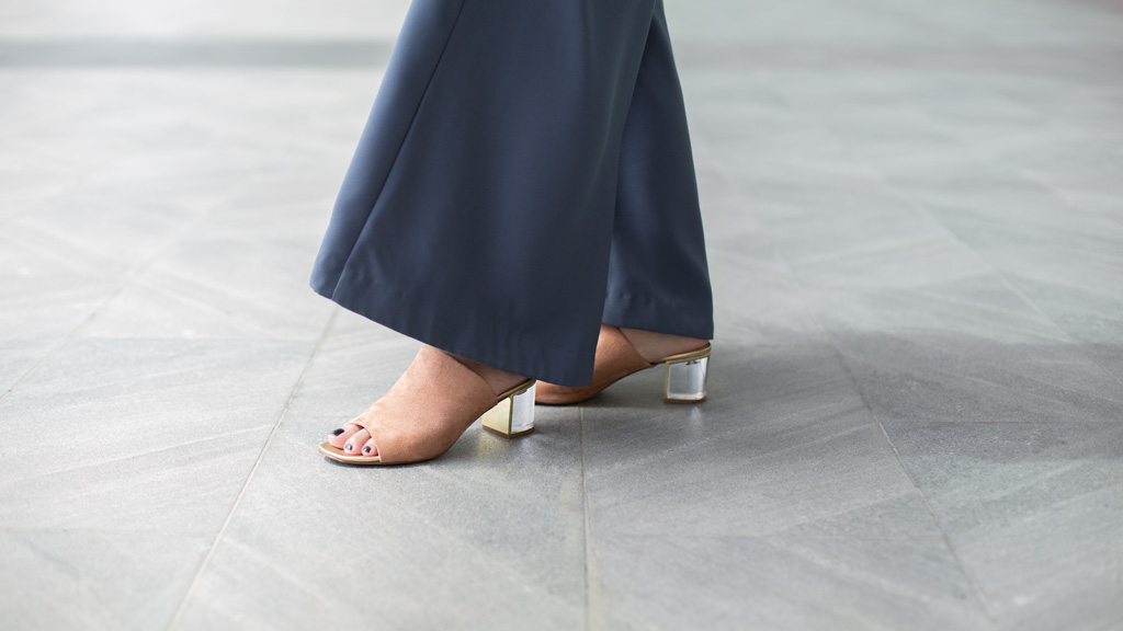 Lee_Ming-Singapore-Retail-Shoes_Topshop-Pants-Top_Topshop-Shoes_Charles__Keith-Bag_Coach-UNIFORM-02112017-2