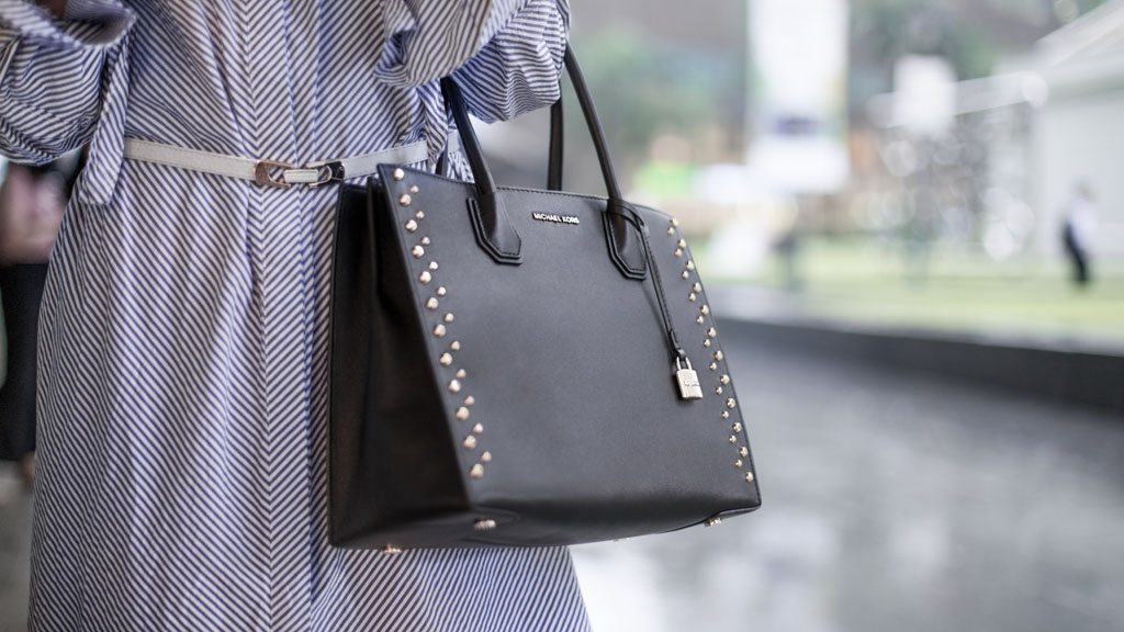 Hannah-Taiwan-Finance-Shoes_Aldo-Bag_Michael_Kors-UNIFORM-10012018-4