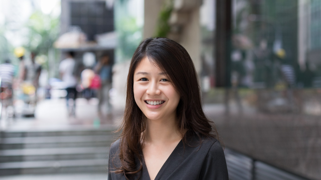 Nicole-Malaysia-Investment_Banking-Top_Uniqlo-Bottom_Tailor_Made-Shoes_HM-Watch_Rolex-Wallet_Bally-UNIFORM-05012018-4