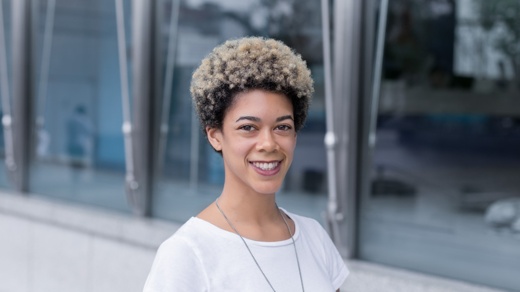 Raven-USA-Operations-Shoes_HM-Shirt_HM-Jeans_Charlotte_Russe-Necklace_Forever21-Watch_Daniel_Wellington-UNIFORM-05012018-5