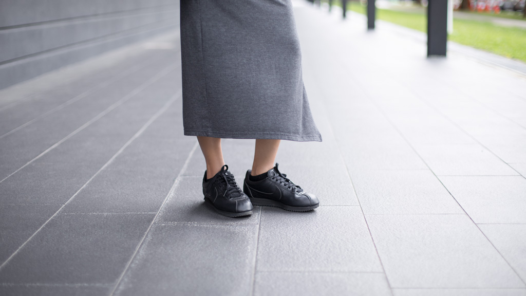 Sha-Singapore-Sales-Dress_HM-Shoes_Nike-Bag_Hershel-Earrings_Lovisa—UNIFORM-02112017-31