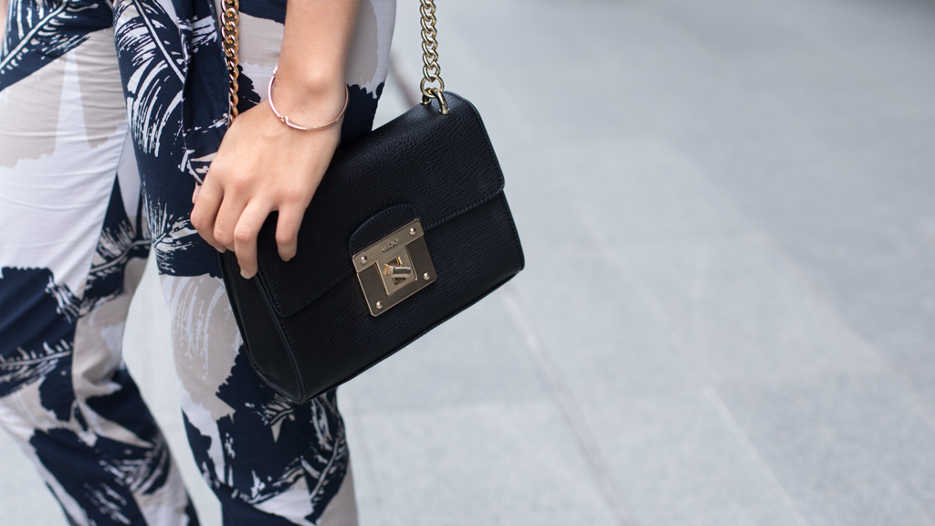 Shentonista-Adrianna-Mexico-Architecture-Top_HM-Pants_ZARA-Bag_Aldo-Shoes_Steve_Madden—UNIFORM-02032018-4