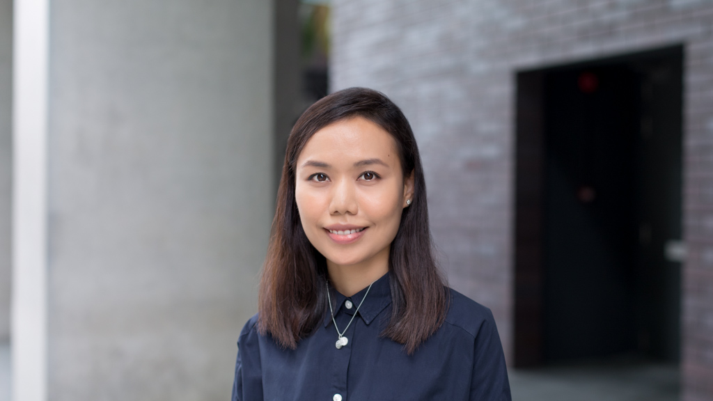 Shentonista-Carol-Burma-HR-Top_MUJI-Pants_MUJI-Shoes_Converse-Watch_Timex-Pouch_MUJI—UNIFORM-02032018-3