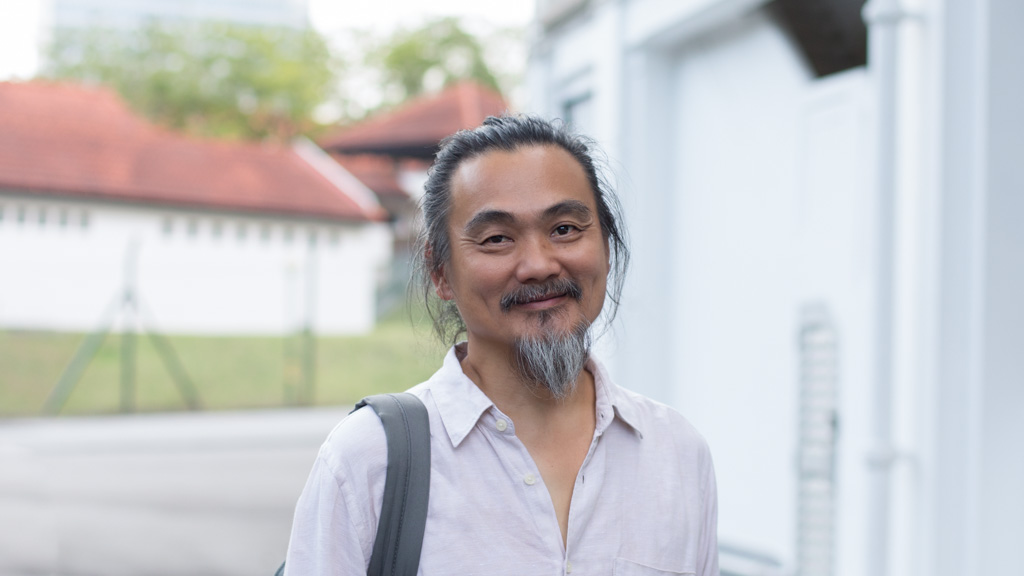 Kamin-Artist-Thailand-Top_Chatuchak_Market-Bag_Incase-Shoe_The_North_Face-UNIFORM-17032018-4