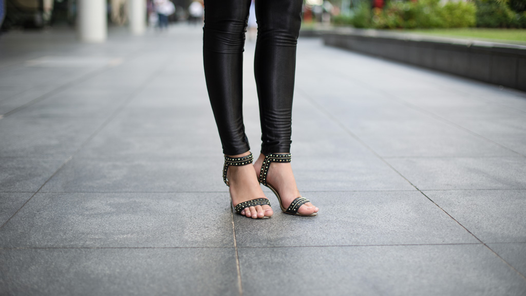 Lacey-Media-Australia-Jacket_New_York-Shoes_Australia-Earrings_Lovisa-Bag_Miu_Miu-UNIFORM-16052018-3