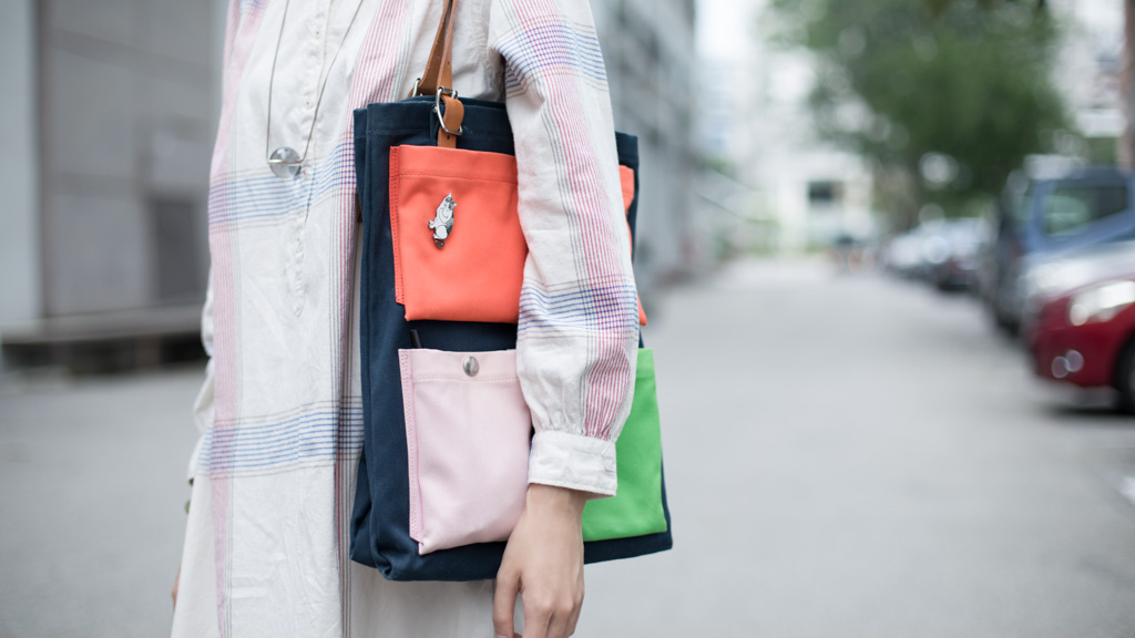 Zi_Xi-Artist-Singapore-Dress_niko_and…-Shoes_Converse-Bag_Marimekko-Necklace_COS-Pin_BooksActually-UNIFORM-11042018-4