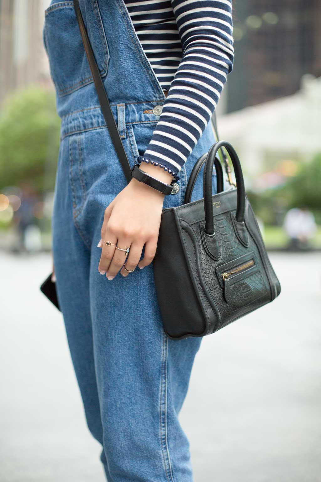 Arina-Student-Indonesia-Top_Topshop-Dungarees_Topshop-Shoes_Converse-Watch_Fitbit-UNIFORM-23052018-3