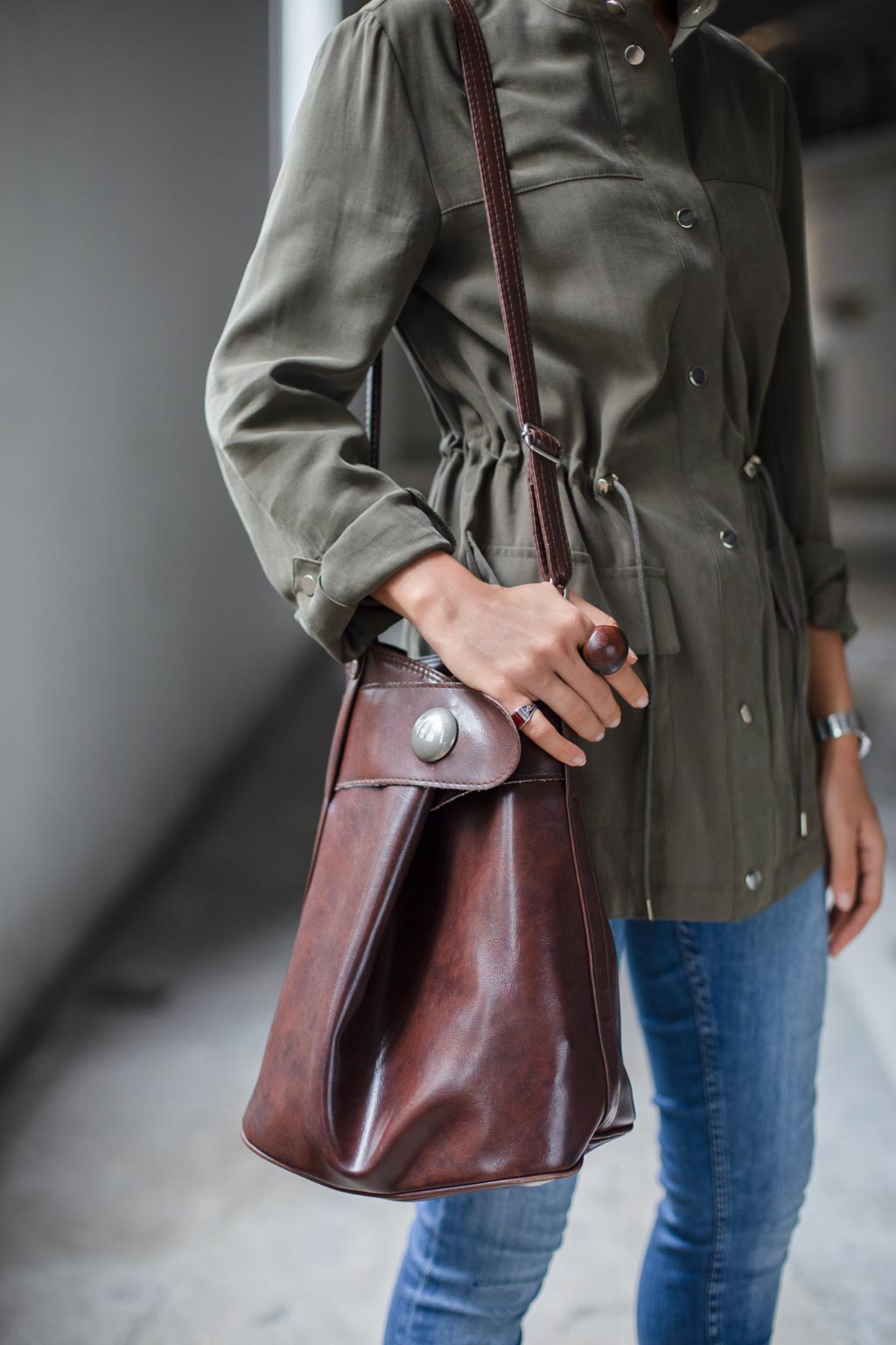 Arwa-Interior_Design-Singapore-Jacket_ZARA-Shoes_New_Zealand-Watch_Casio-Rings_Bangkok_Iran_Iraq_New_Zealand-Earrings_India-UNIFORM-22052018-4