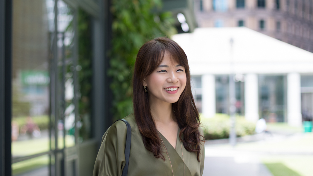 Joanne-Legal_Counsel-Singapore-Dress_Davids_Daughter-Watch_Omega-Necklace_COS-Bag_COS-Shoes_Allegra-UNIFORM-16052018-5