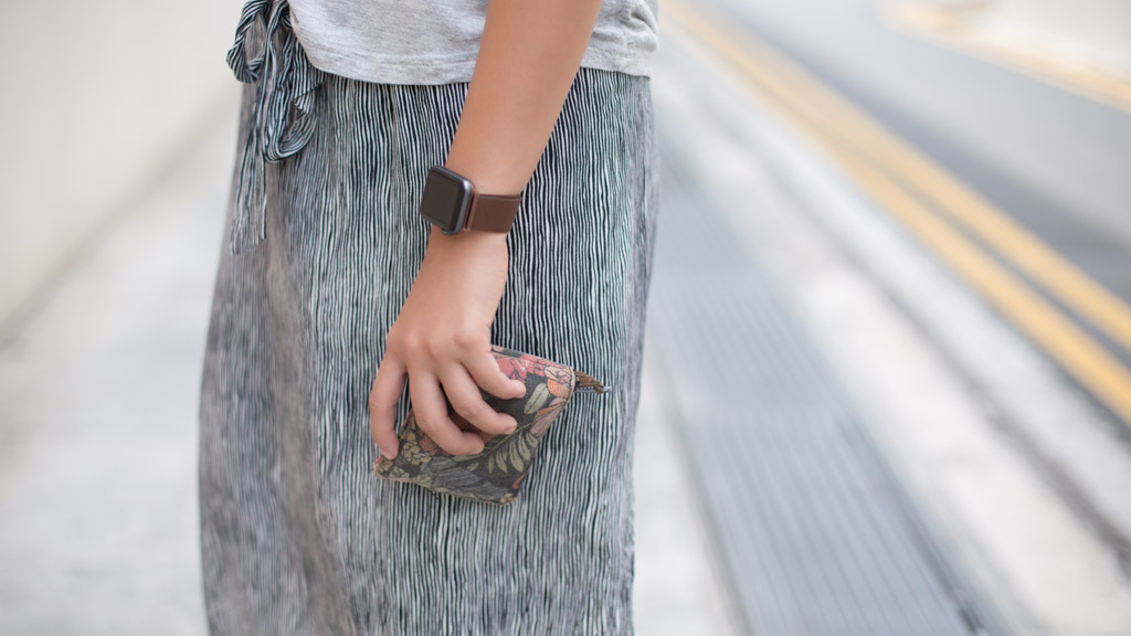 Tiffany-Graphic_Designer-Singapore-Top_Cotton_On-Wallet_Zalora-Necklaces_Indonesia-Watch_Apple-UNIFORM-23052018-4