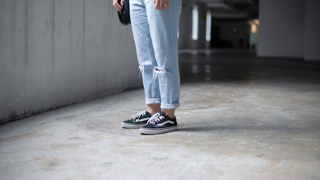 Lillian-Interior_Design-Singapore-Top_Uniqlo-Jeans_ASOS-Shoes_Vans-Bag_A.P.C.-Watch_The_Horse-Ring_Jordan_Askill-UNIFORM-22052018-2