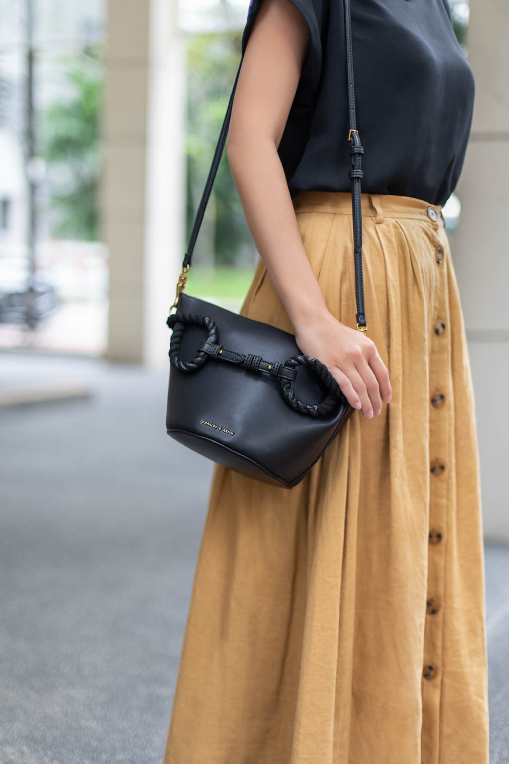 Angel_Lo-Teacher-Taiwan-Top_Taobao-Skirt_Japan-Shoes_Nike-Watch_Xiaomi-UNIFORM-12072018-1