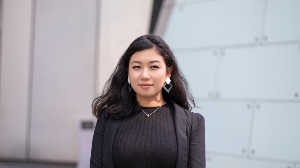 Janet-Advertising-Australia-Top_Valley_Girl-Pants_Uniqlo-Bag_Louis_Vuitton-Shoes_Tony_Bianco-UNIFORM-27072018-5