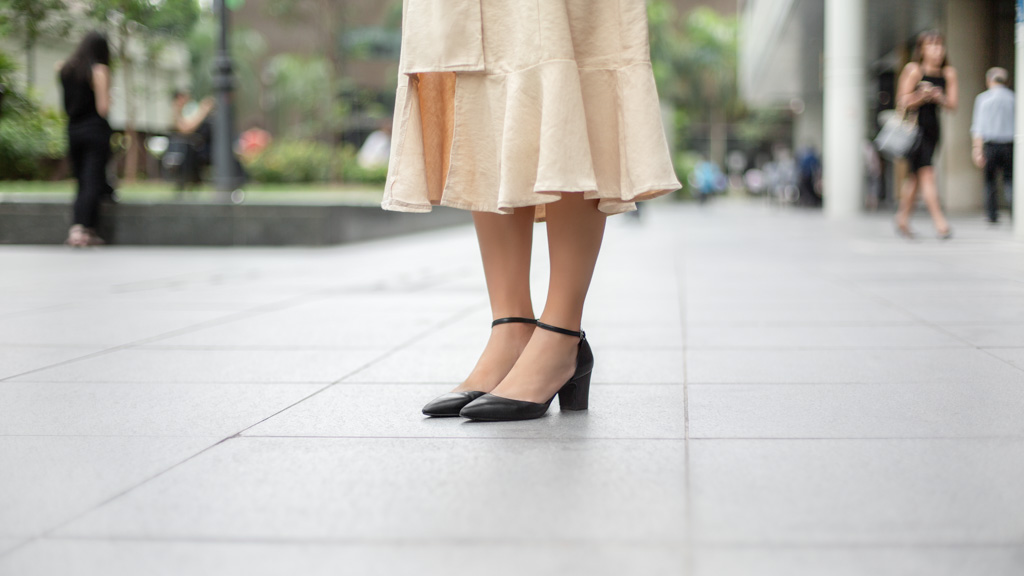 Rachel-Fintech-Singapore-Top_Love_Bonito-Skirt_Malaysia-Shoes_Charles__Keith-Bag_Chanel-Earrings_ASOS-UNIFORM-29082018-2