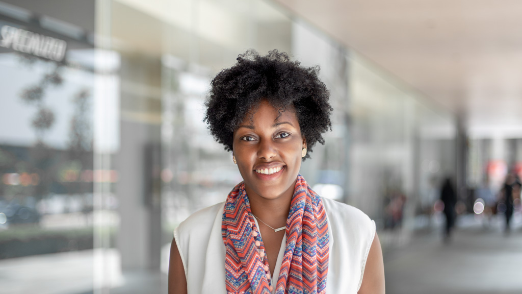 Tamara-Consultancy-Canada-Top_Winners-Sandals_Winners-UNIFORM-29082018-4