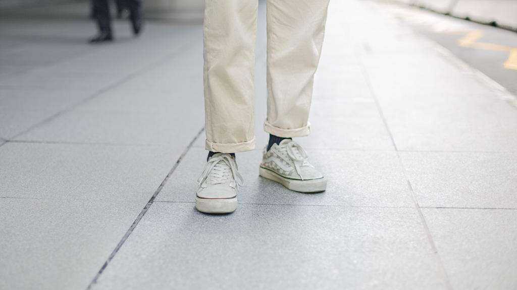 Dorothy-Graphic_Designer-Singapore-Top_Taobao-Jacket_The_Editors_Market-Pants_Taobao-Shoes_Vans-UNIFORM-09102018-2