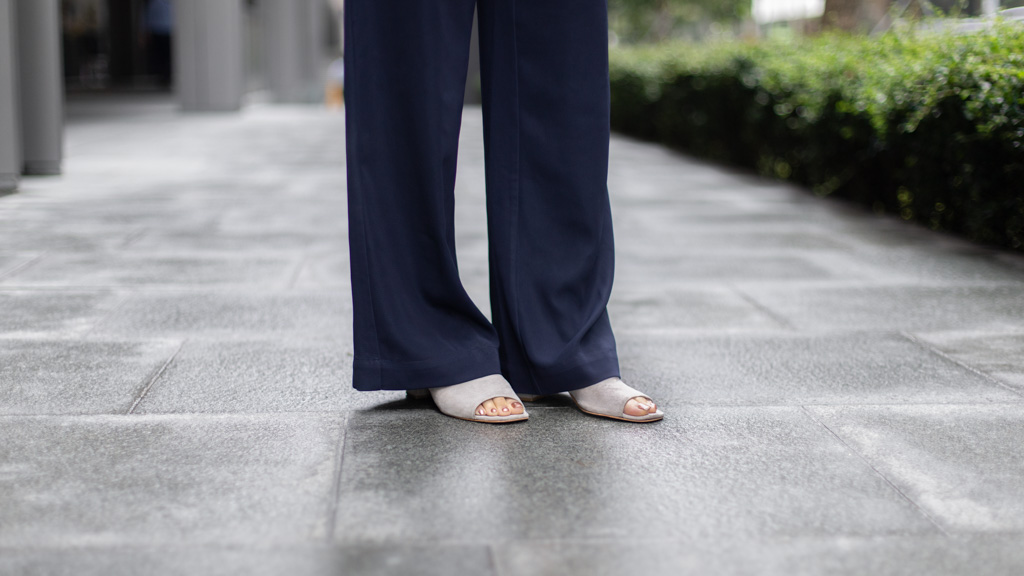 Fiona-Banking__Finance-Singapore-Top_ZARA-Pants_Forever_New-Shoes_Charles__Keith-Watch_Larsson__Jennings-UNIFORM-11092018-2