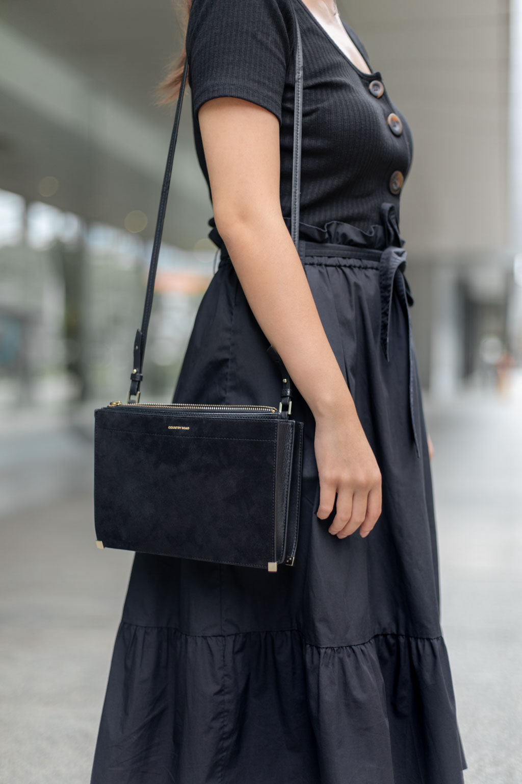 Sherlene-Marketing-Singapore-Top_ZARA-Skirt_Uniqlo-Shoes_Vans-Bag_Country_Road-Watch_Guess-UNIFORM-03092018-3