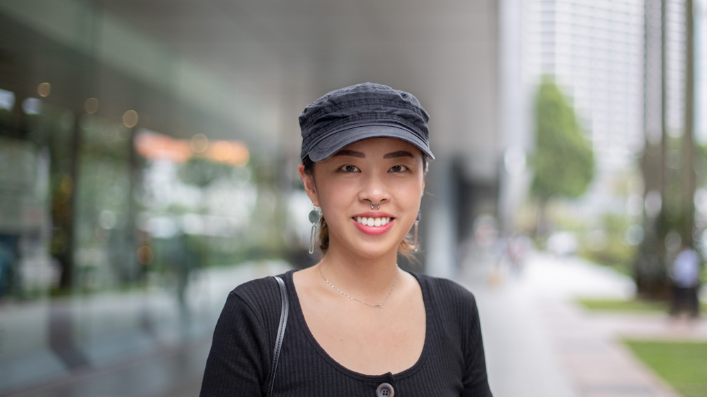 Sherlene-Marketing-Singapore-Top_ZARA-Skirt_Uniqlo-Shoes_Vans-Bag_Country_Road-Watch_Guess-UNIFORM-03092018-4