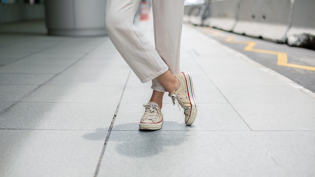 Azien-Graphic_Designer-Singapore-Top_HM-Pants_The_Editors_Market-Shoes_Converse-Watch_Marc_Jacobs-UNIFORM-09102018-2