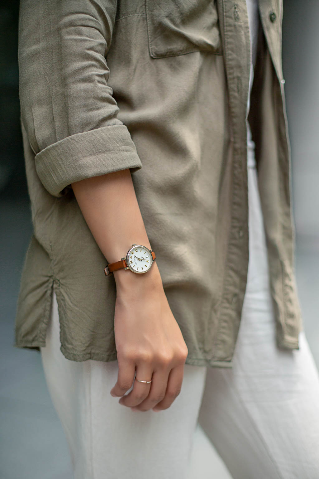 Azien-Graphic_Designer-Singapore-Top_HM-Pants_The_Editors_Market-Shoes_Converse-Watch_Marc_Jacobs-UNIFORM-09102018-3