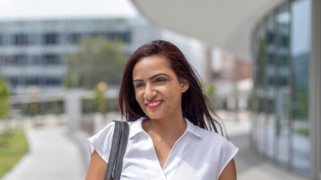 Jaya-Writer-Singapore-Top_Uniqlo-Skirt_Uniqlo-Bag_Typo-UNIFORM-25102018-2