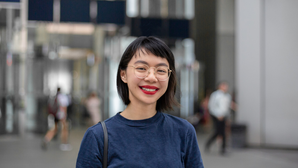 Lynn-Translator-Singapore-Top_Uniqlo-Pants_G2000-Shoes_Everlane-Bag_Rabeanco-Glasses_Ray-Ban-UNIFORM-25102018-4