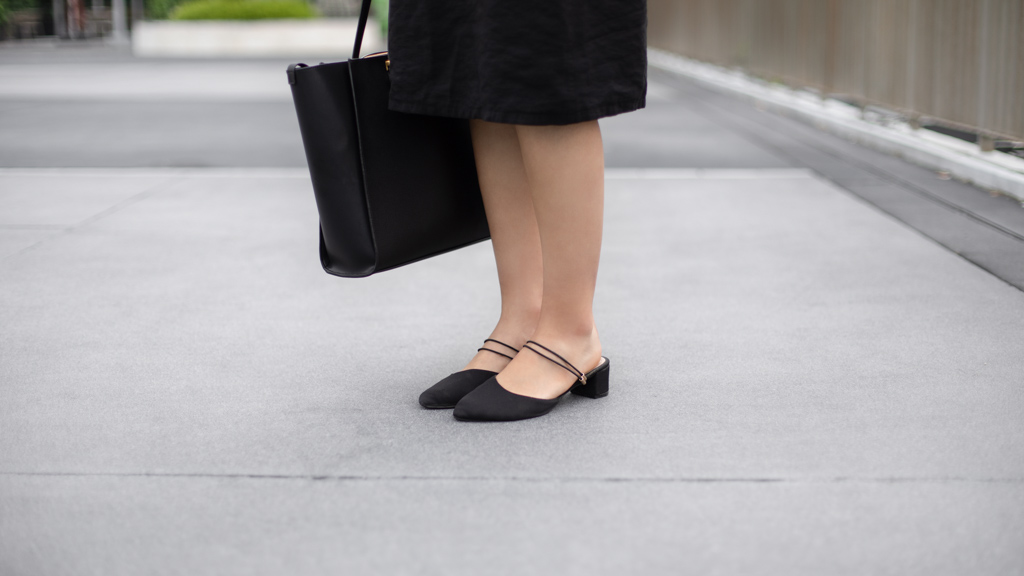 Sara-Media-Singapore-Dress_Love_And_Bravery-Bag_Charles__Keith-Watch_Apple-UNIFORM-25102018-2