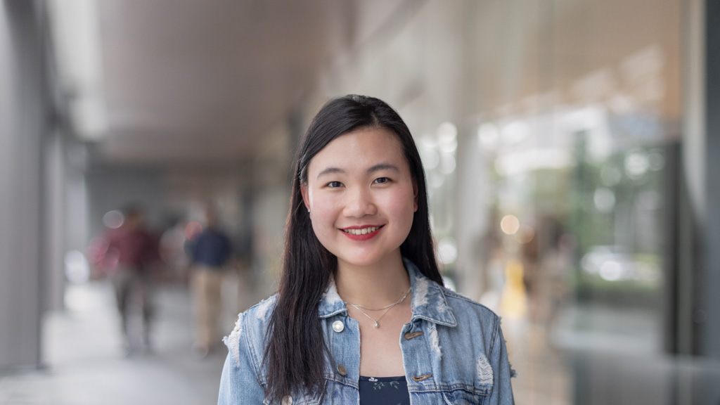 Huiwen-Intern-Singapore-Jacket_Zara-Shirt_Cotton_On-Pants_The_Editors_Market-Shoes_Nike-Necklace_Forever21-UNIFORM-22112018-3