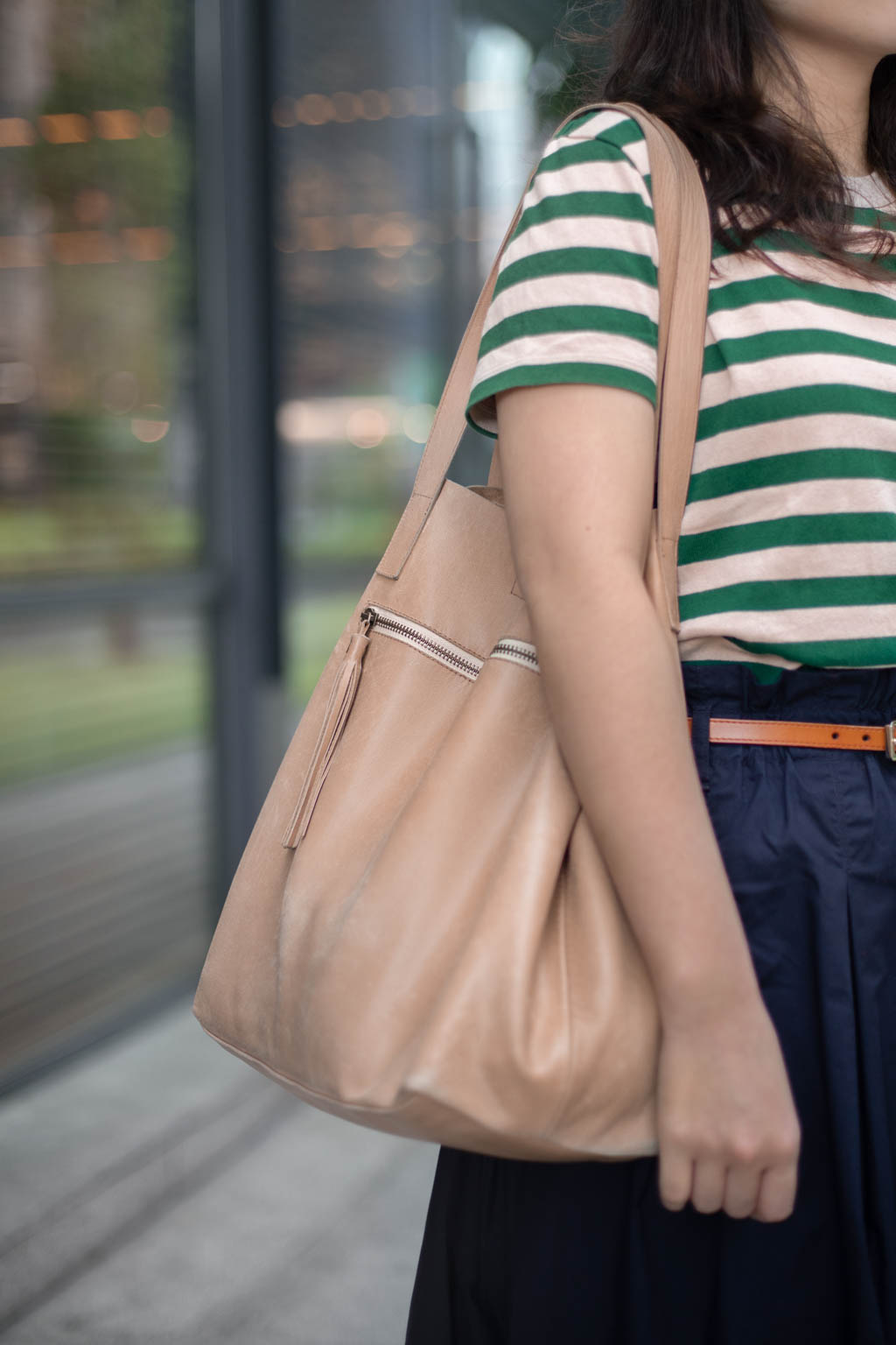 Natalia-Florist-Singapore-Top_Uniqlo-Skirt_Uniqlo-Shoes_Ecco-Watch_ZeTime-UNIFORM-22112018-4
