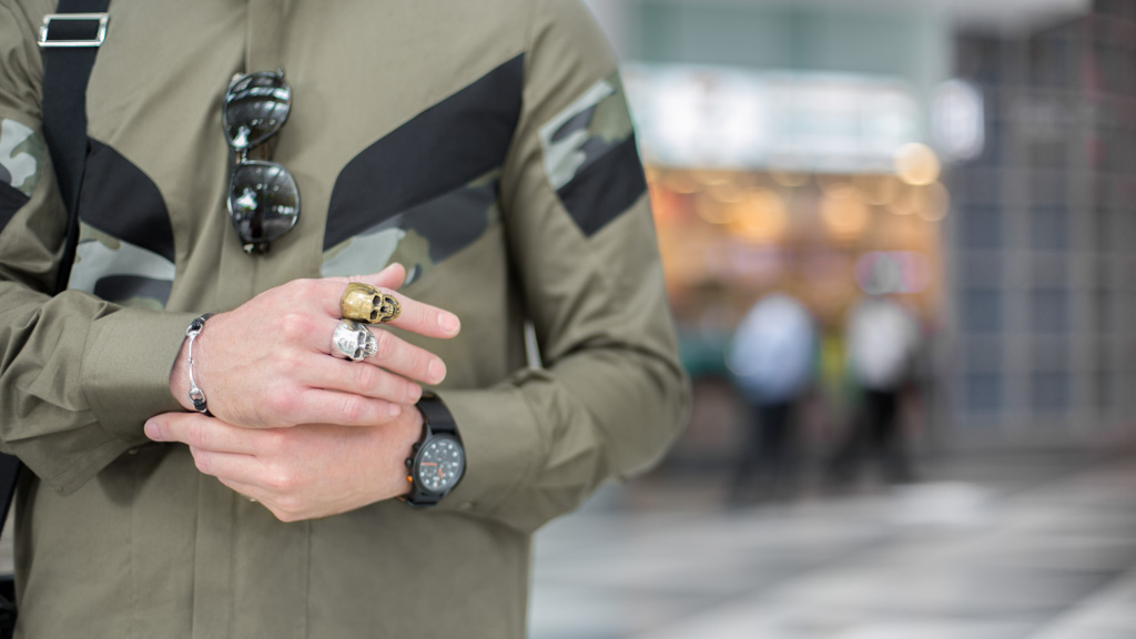 Oliver-Strategy-Singapore-Shoes_Matches-Shirt_Neil_Barrett-Jeans_Religion-Bag_Aspinal-Watch_Timex-UNIFORM-20122018-4