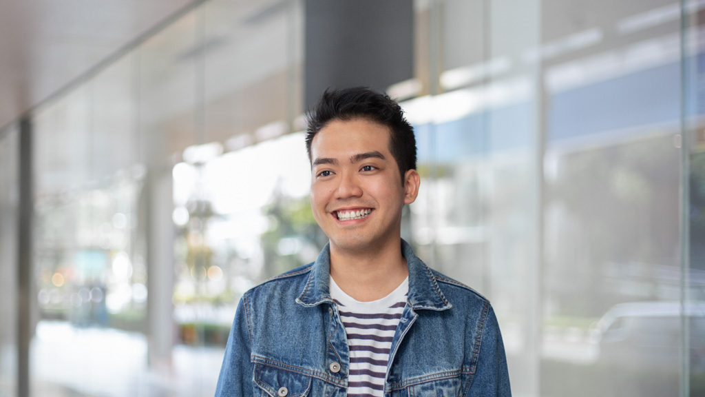 Wayne-FB-Singapore-Top_HM-Jacket_Pull__Bear-Jeans_Uniqlo-Boots_ASOS-UNIFORM-11012019-4