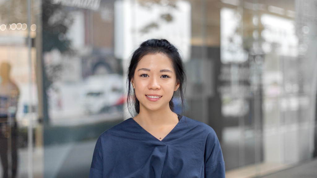 Eve-Entrepreneur-Singapore-Top_Beyond_The_Vines-Pants_Lululemon-Shoes_Nike-Bag_Balenciaga-UNIFORM-13022019-4