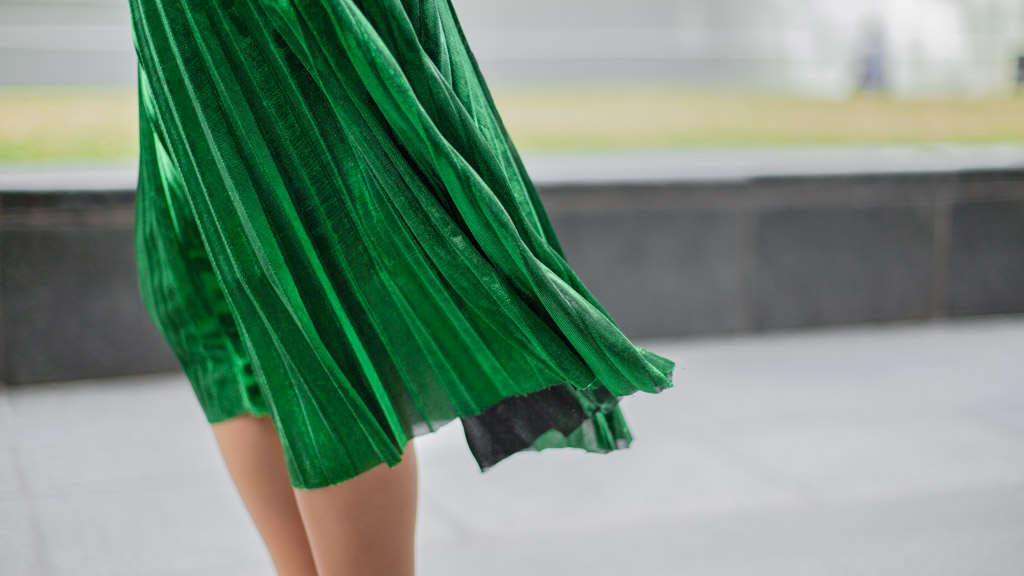 Louize-Fashion-France-Top_Canada-Skirt_Cambodia-Shoes_Birkenstock_Earrings_Thailand-UNIFORM-26032019-4