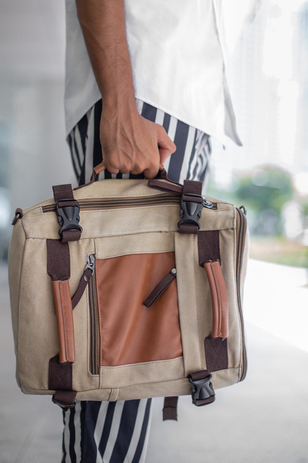 Tanay-Architect-India-Top_India-Pants_AJIO-Shoes_AJIO-UNIFORM-26032019-3