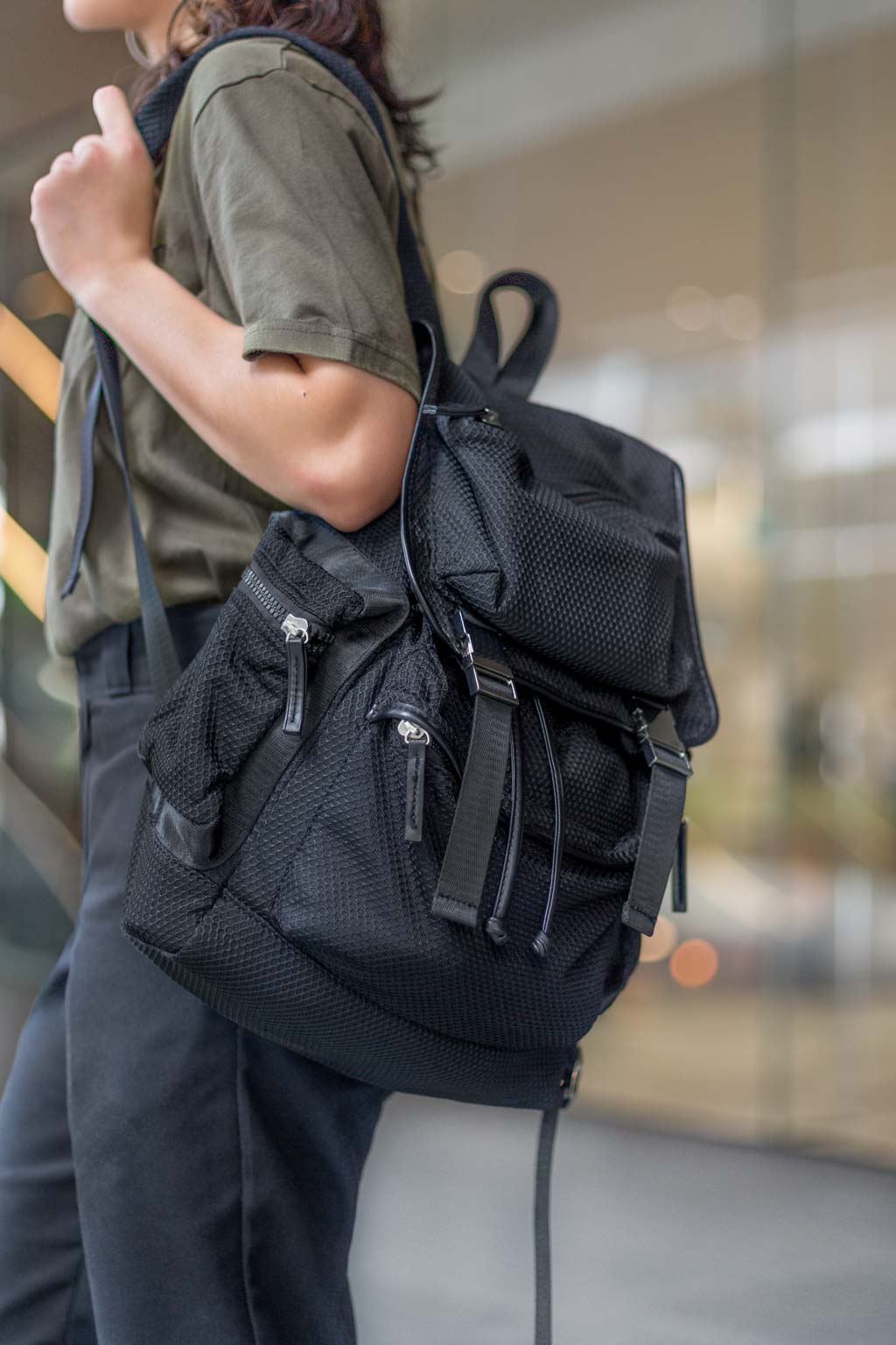 Yvonne-Operations-Singapore-Top_Carhartt-Pants_Dickies-Cap_UK-Shoes_Nike-UNIFORM-07052019-3