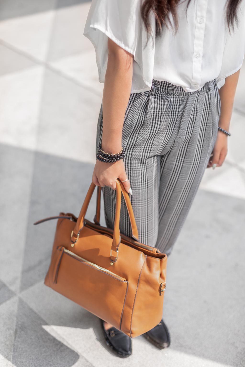 Izzie-Finance-Top_Primark-Pants_Pull__Bear-Shoes_Zalora-Jewellery_Harmony_Gem_Crystals-UNIFORM-06092019-3