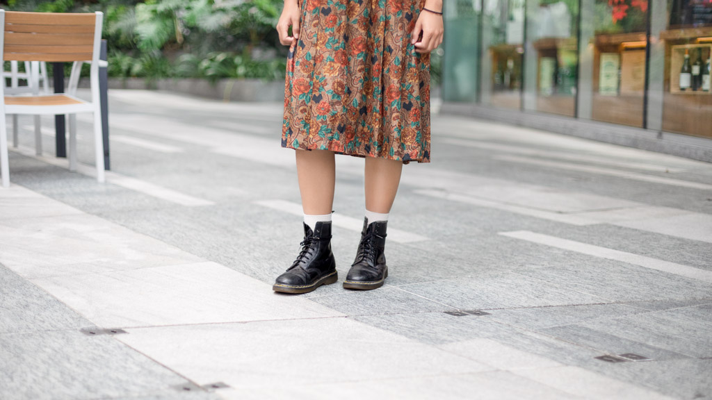 Fazilah-Barista-Singapore-Top_Singapore-Skirt_Vintage_Weekend-Shoes_Doc_Martens-Watch_Citizen-UNIFORM-10102019-2