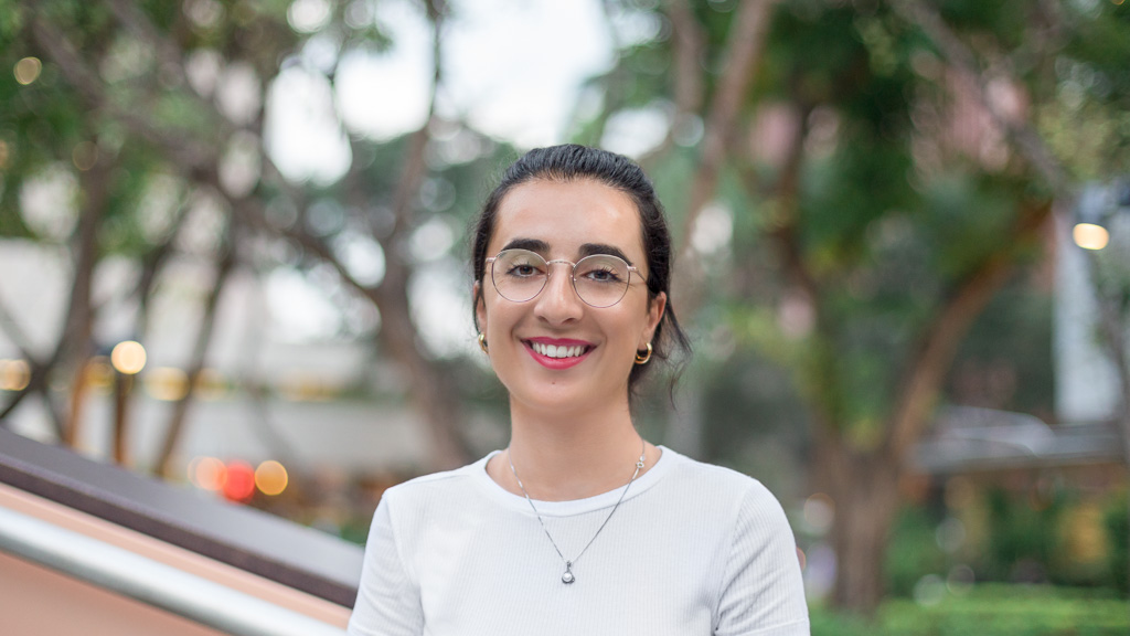 Jeanne-Auditor-Singapore-Top_HM-Pants_France-Bag_Stradivarius-UNIFORM-10102019-5