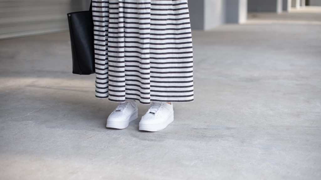 Mae-Wellness_Consultant-Singapore-Top_HM-Skirt_Edition_Limitee-Bag_YSL-Shoes_Nike-UNIFORM-15112019-2