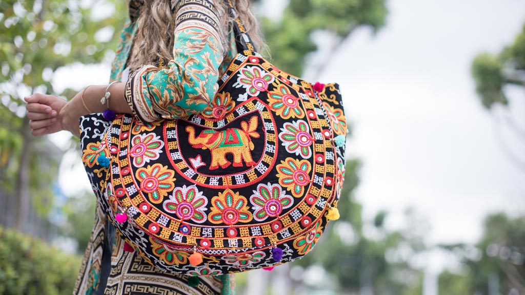 Claudia-Shoe_Designer-Mexico-Outerwear_Forever_21-Jewelery_UAE-UNIFORM-15112019-4