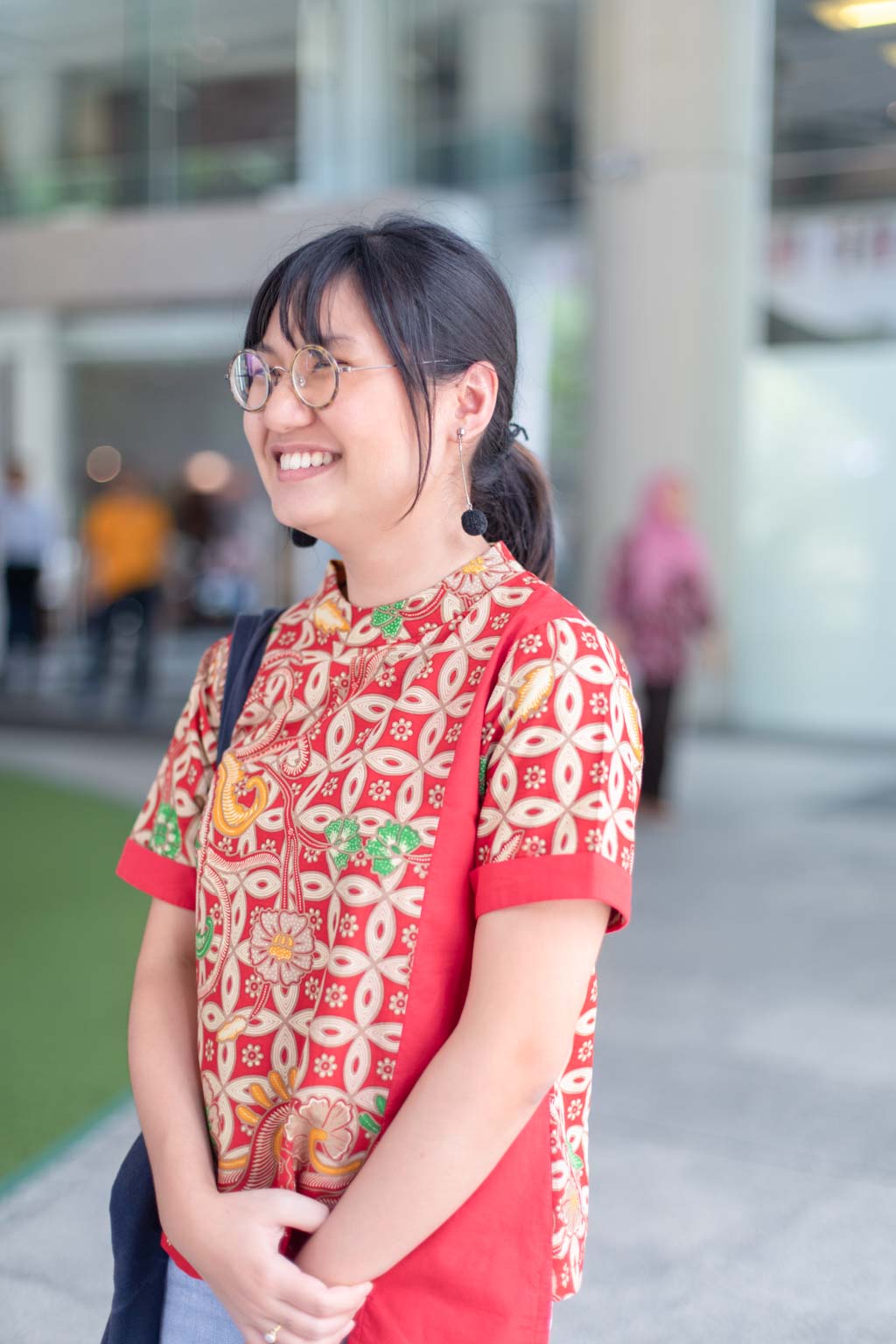 Rae-Tourism-Top_Bali-Pants_Levis-Shoes_Lacoste-Earrings_Primark-17012020-UNIFORM-3