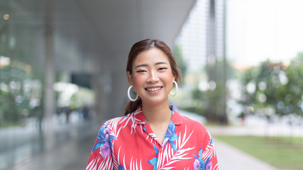 Rei-Art_Director-Pants_Uniqlo-Watch_Casio-Earrings_Taobao-17012020-UNIFORM-5