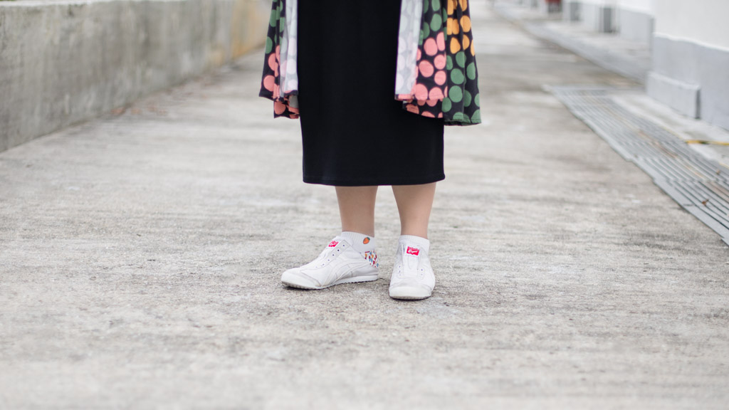 Gabrielle-Art_Education-Jacket_Smitten_By_Pattern-Brooch_Cat_Socrates-Shoes_Onitsuka_Tiger-17012020-UNIFORM-2