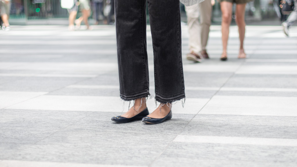 Rachel-Marketing-Top_Urban_Revivo-Pants_Levis-Bag_Mischa-17012020-UNIFORM-2